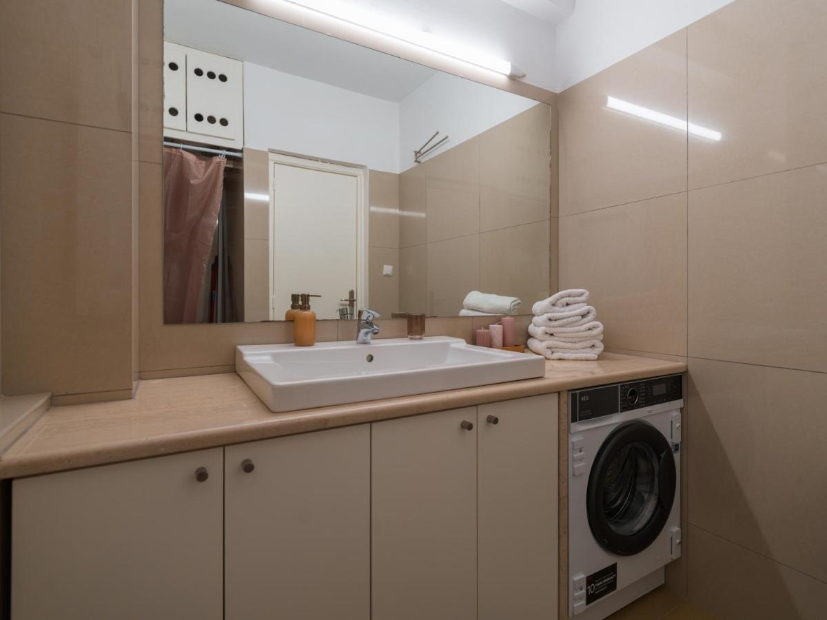Marousi Cozy Apartment Athene Buitenkant foto