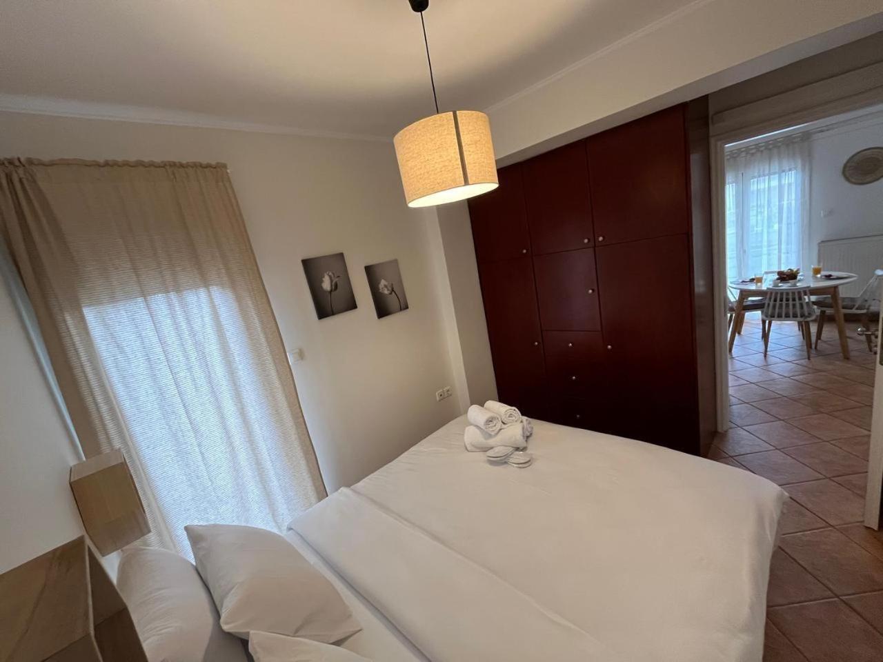 Marousi Cozy Apartment Athene Buitenkant foto