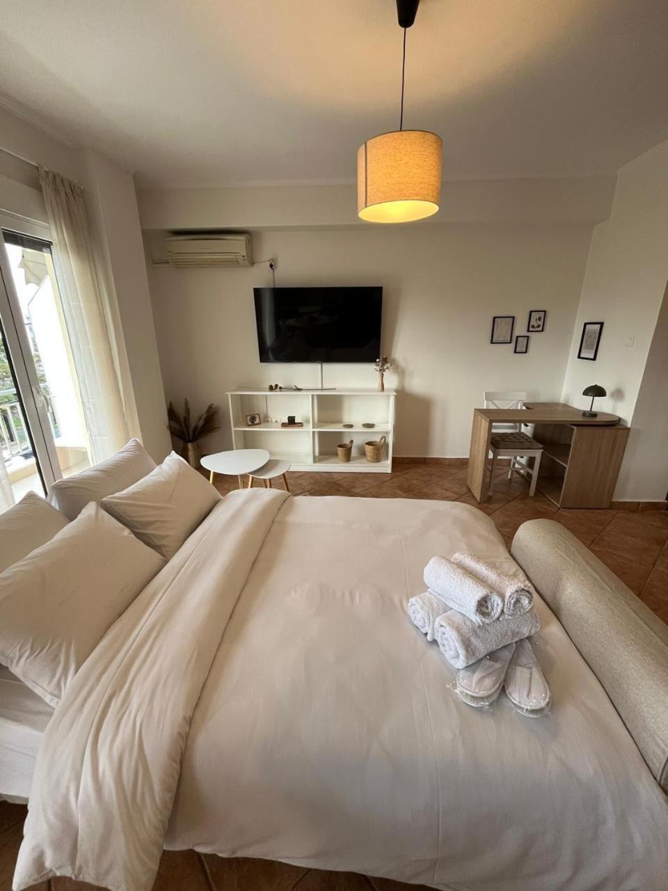 Marousi Cozy Apartment Athene Buitenkant foto